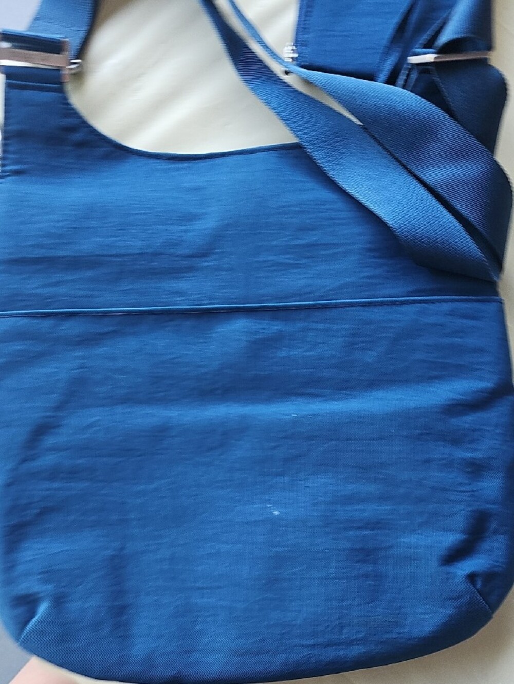 Baggallini Blue Triple-Zip Crossbody Bag - Picture 3 of 4